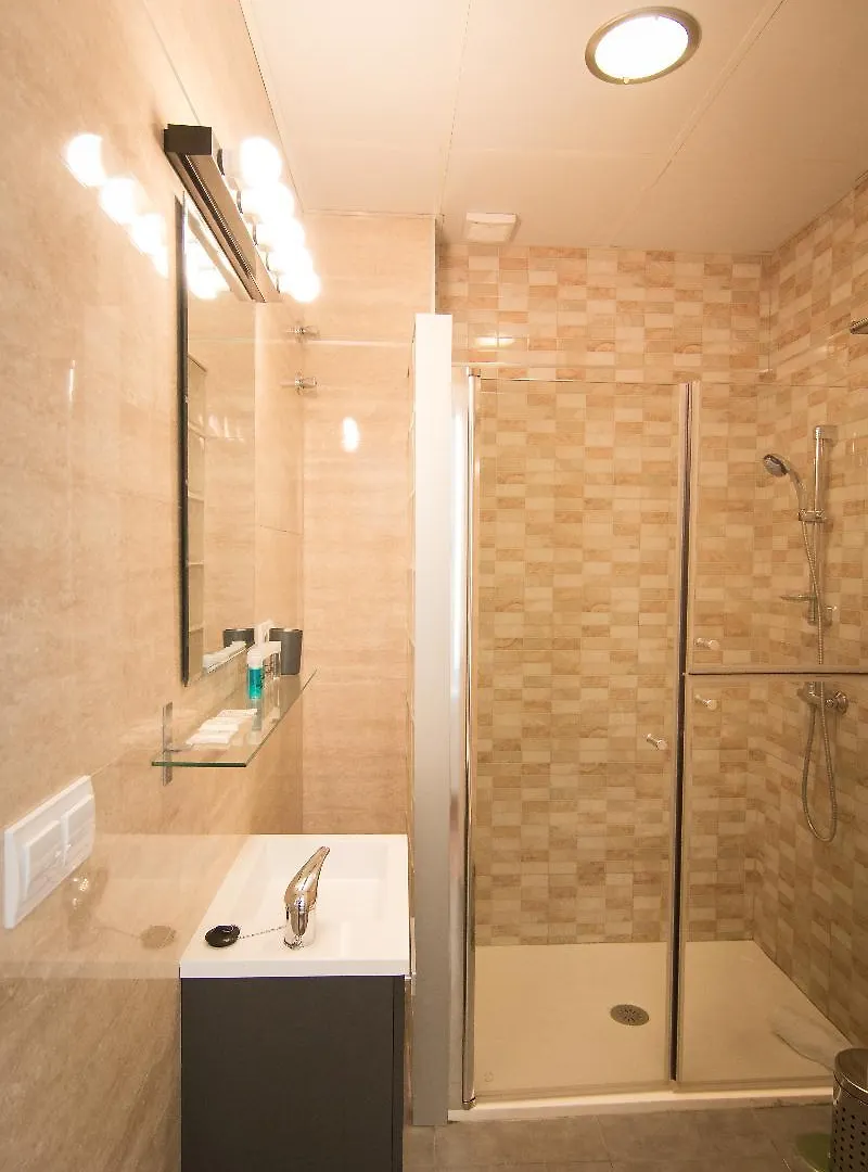 Holidays2Malaga Comfort Center Apartments